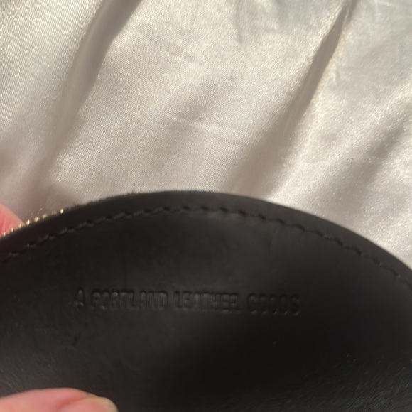 Portland Leather Goods smooth black taco pouch - Picture 2 of 4